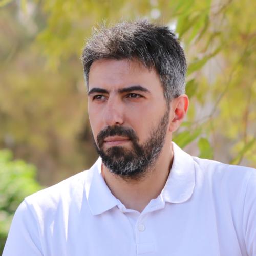 أ. فاروق حديد
